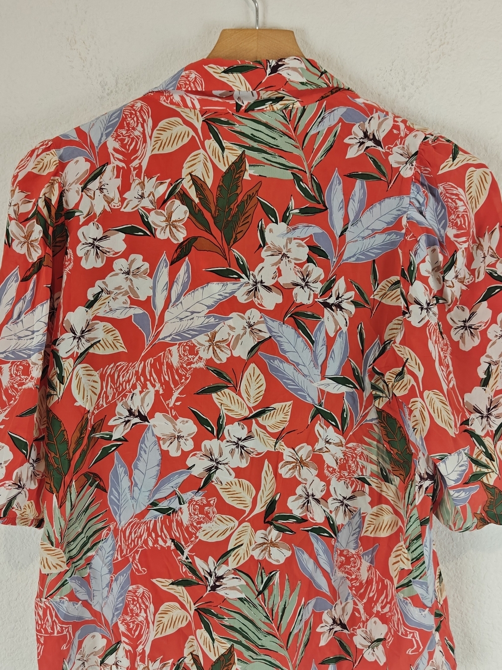 Maje Tropical Floral Viscose Button-Up Blouse Size 1/S NWOT Parisian Chic - Picture 13 of 16
